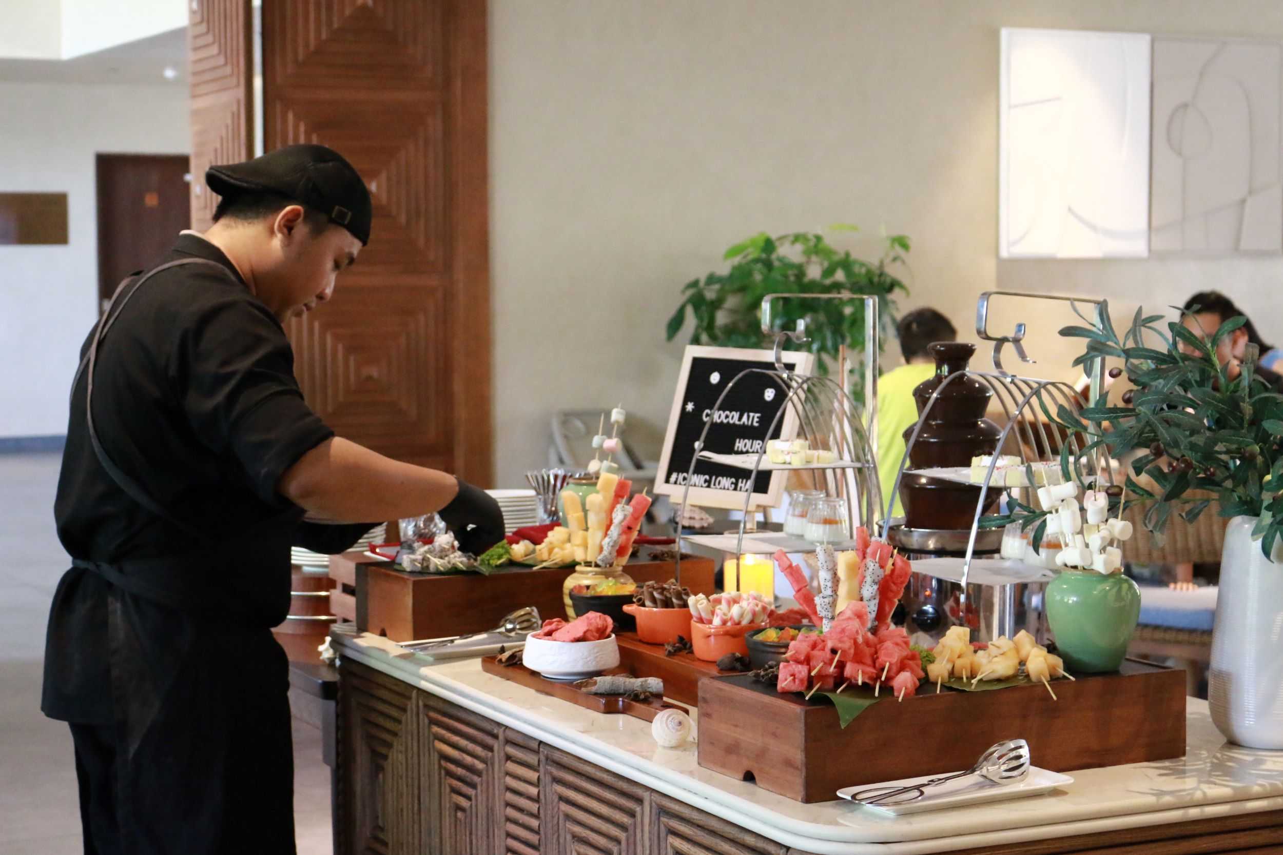 chocolate hour long hai