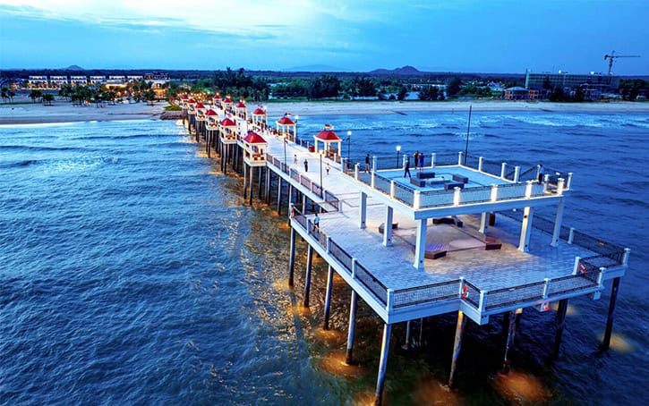 Cầu Ngắm Biển Hồ Tràm Hamptons Pier – Biểu Tượng Du Lịch Mới Của Xuyên Mộc