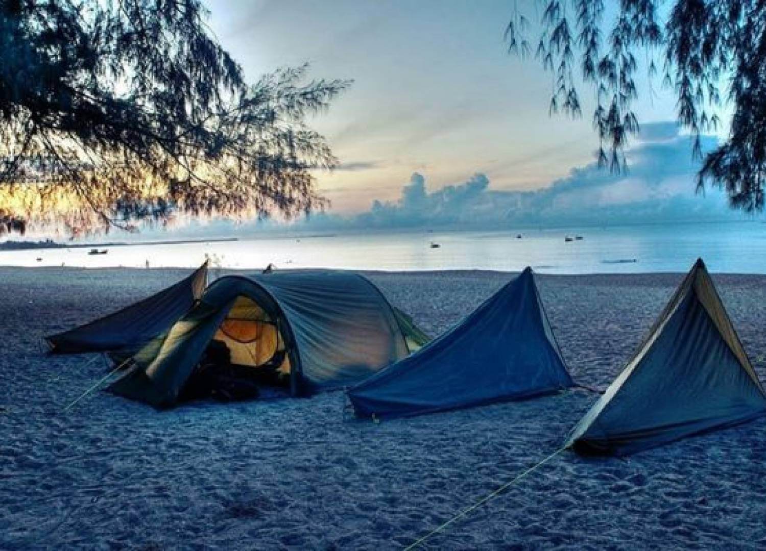 cắm-trại-hồ-cốc
