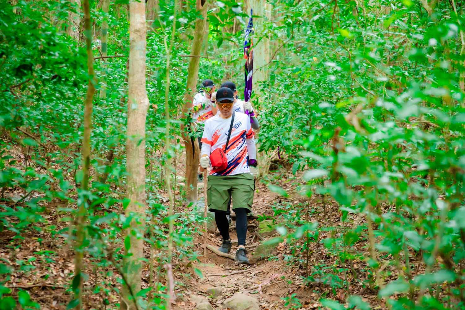 trekking rung quoc gia binh chau phuoc buu