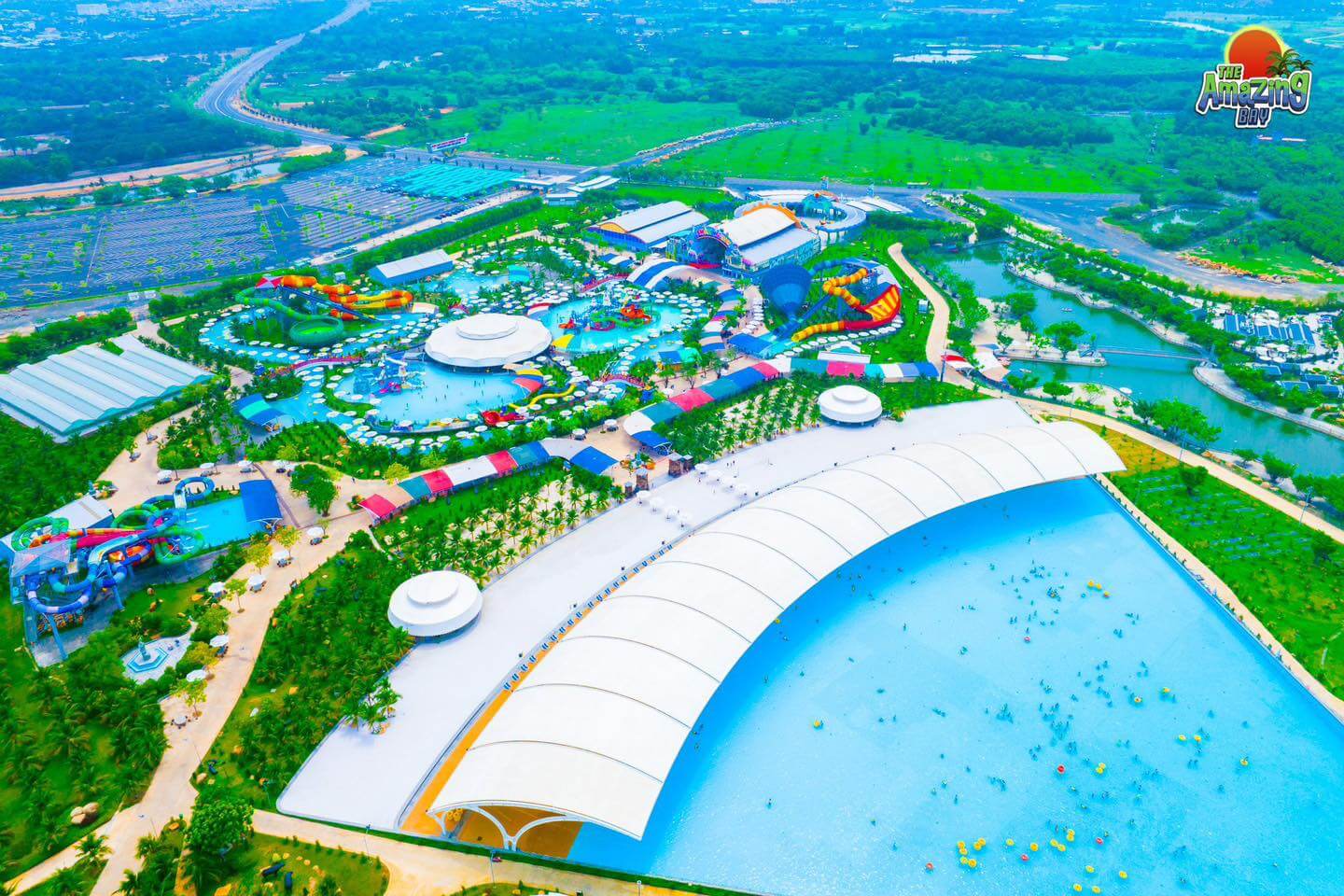 the amazing bay water park