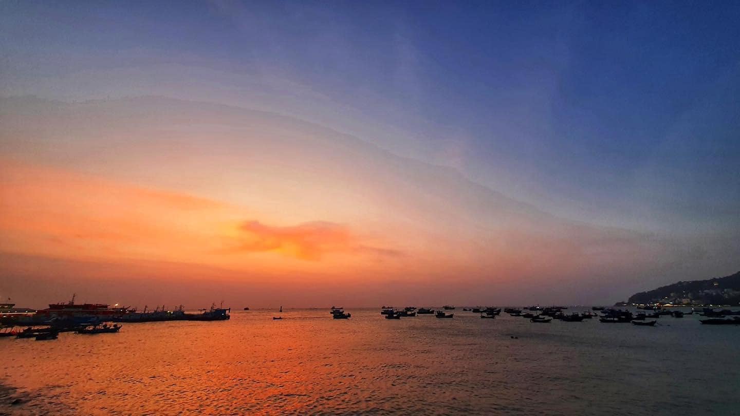 hoang hon bai bien long hai