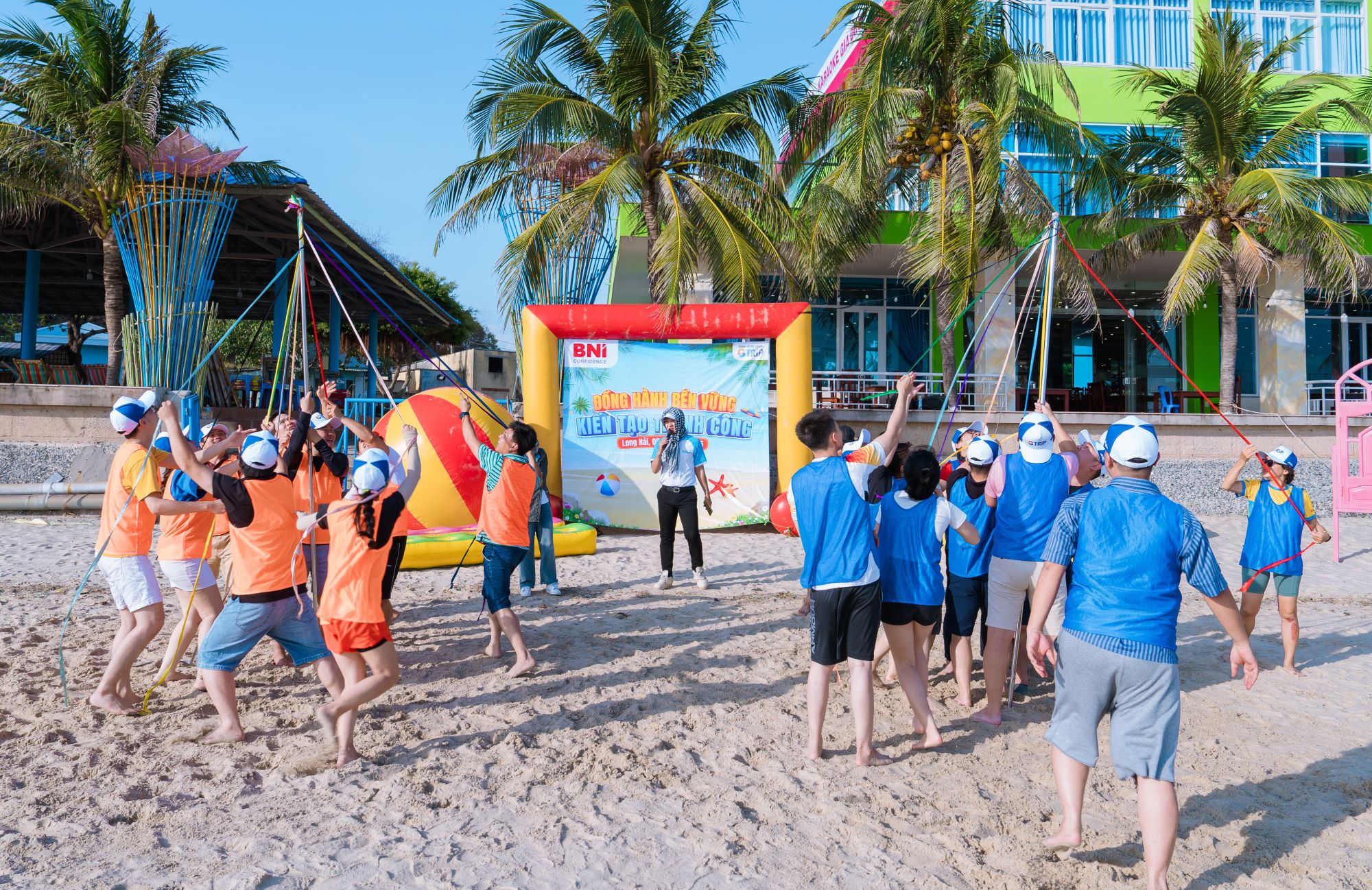 team building tai long hai